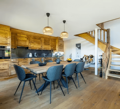dining room Penthouse on the Piste
